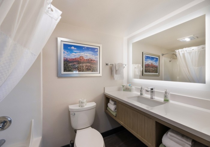 132ks_bathroom_gallery~~68c9adb392caa