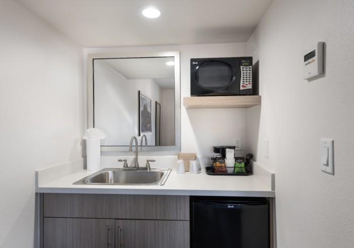 132ks_wetbar1_gallery~~68c9adb73785e