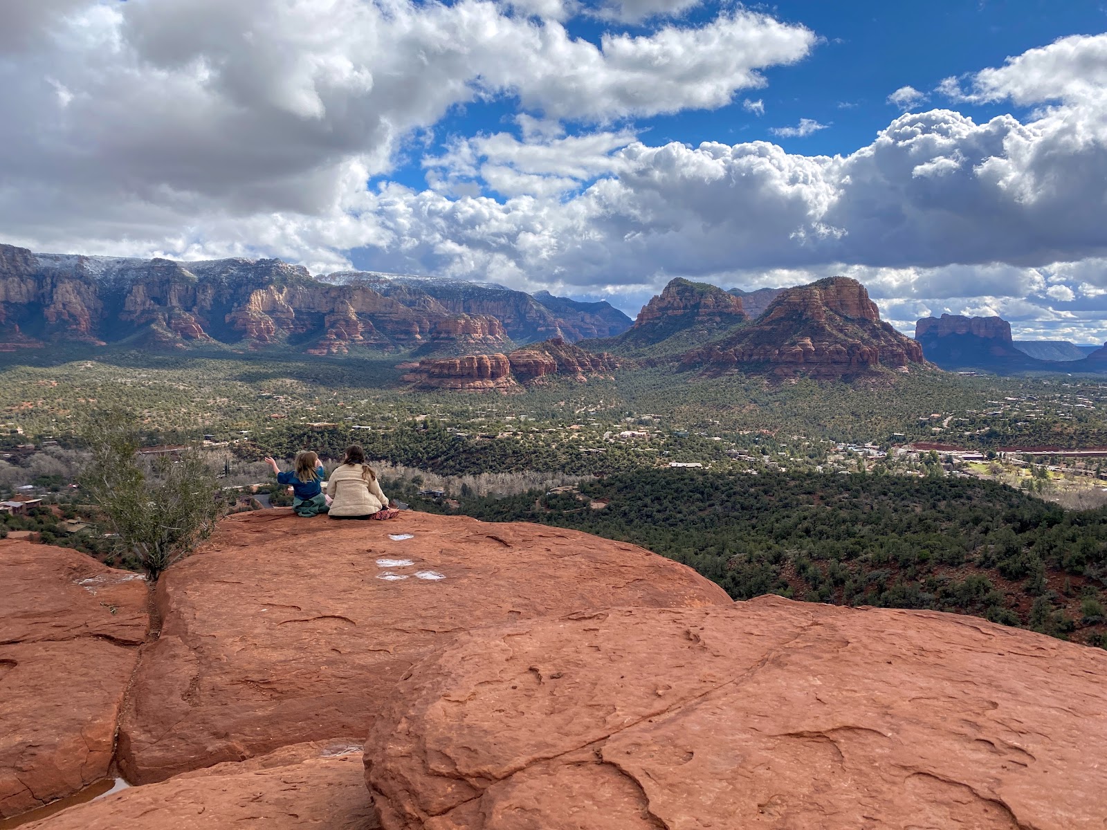The wide view over Sedona's red rock formations from Airport Mesa, the town's most popular sunset spot